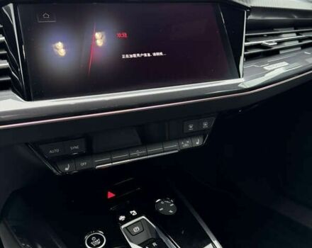 Ауди Q4 e-tron, объемом двигателя 0 л и пробегом 25 тыс. км за 26500 $, фото 23 на Automoto.ua