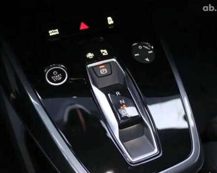Ауді Q4 e-tron, об'ємом двигуна 0 л та пробігом 6 тис. км за 26999 $, фото 8 на Automoto.ua