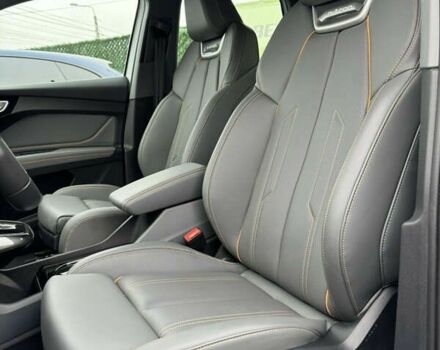 Ауди Q4 e-tron, объемом двигателя 0 л и пробегом 25 тыс. км за 26500 $, фото 20 на Automoto.ua