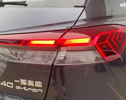 Ауди Q4 e-tron, объемом двигателя 0 л и пробегом 15 тыс. км за 25500 $, фото 7 на Automoto.ua