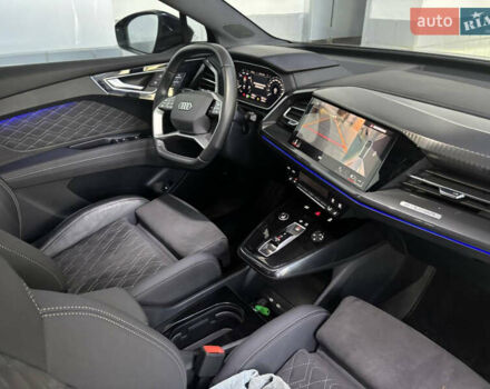 Ауди Q4 e-tron, объемом двигателя 0 л и пробегом 7 тыс. км за 28400 $, фото 3 на Automoto.ua