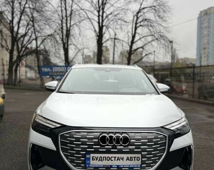Ауди Q4 e-tron, объемом двигателя 0 л и пробегом 33 тыс. км за 27399 $, фото 1 на Automoto.ua