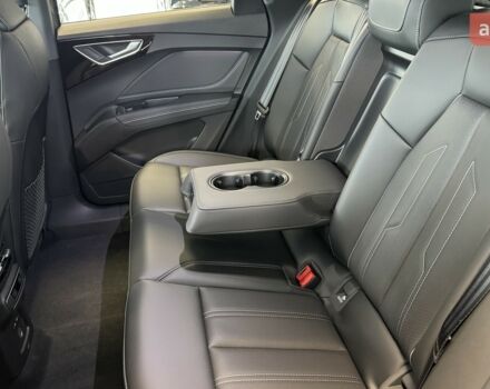 купить новое авто Ауди Q4 e-tron 2024 года от официального дилера АТЛАНТ МОТОРЗ ЕНЕРДЖІ Ауди фото