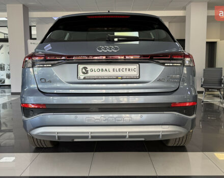 купить новое авто Ауди Q4 e-tron 2024 года от официального дилера Global Electric Ауди фото