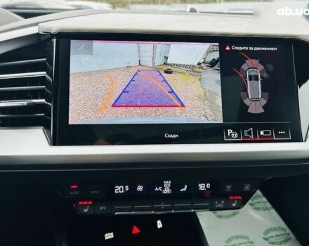 Ауди Q4 e-tron, объемом двигателя 0 л и пробегом 5 тыс. км за 39999 $, фото 6 на Automoto.ua