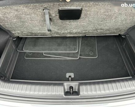 Ауди Q4 e-tron, объемом двигателя 0 л и пробегом 5 тыс. км за 39999 $, фото 24 на Automoto.ua