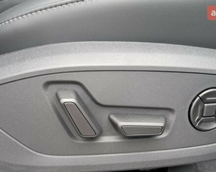 купить новое авто Ауди Q4 e-tron 2025 года от официального дилера E-SKM Позняки Ауди фото