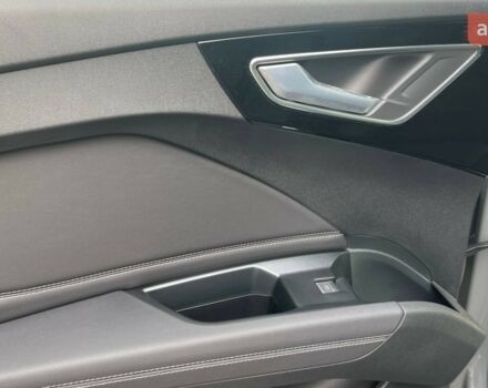 купить новое авто Ауди Q4 e-tron 2025 года от официального дилера E-SKM Позняки Ауди фото