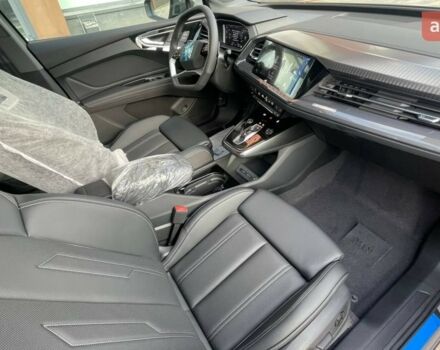 купить новое авто Ауди Q4 e-tron 2025 года от официального дилера E-SKM Позняки Ауди фото