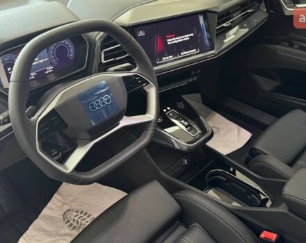 купить новое авто Ауди Q4 e-tron 2025 года от официального дилера E-SKM Ауди фото