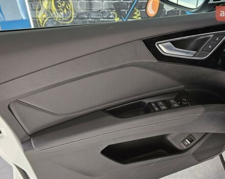 купити нове авто Ауді Q4 e-tron 2025 року від офіційного дилера Денис Фатов Ауді фото