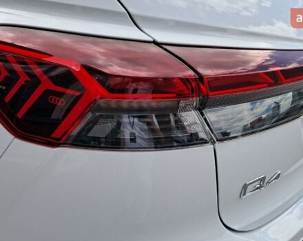 купити нове авто Ауді Q4 e-tron 2025 року від офіційного дилера E-SKM Позняки Ауді фото