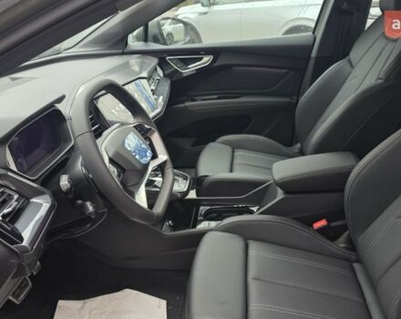 купити нове авто Ауді Q4 e-tron 2025 року від офіційного дилера E-SKM Одеса Ауді фото