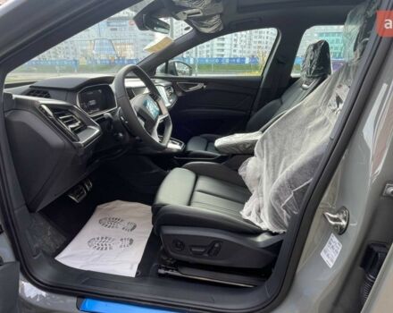 купить новое авто Ауди Q4 e-tron 2025 года от официального дилера E-SKM Позняки Ауди фото
