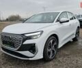 купить новое авто Ауди Q4 e-tron 2025 года от официального дилера Максим Путрівка Ауди фото