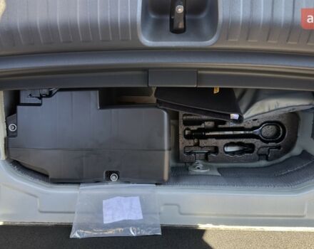 купить новое авто Ауди Q4 e-tron 2025 года от официального дилера E-SKM ZOO Ауди фото