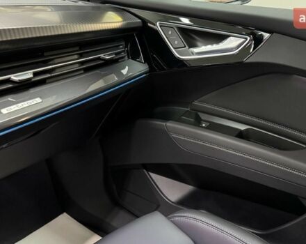 купить новое авто Ауди Q4 e-tron 2025 года от официального дилера Олег Львів Ауди фото
