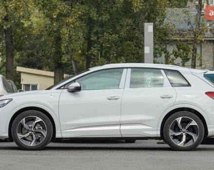 купить новое авто Ауди Q4 e-tron 2025 года от официального дилера Константин Альперович Ауди фото
