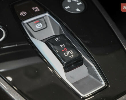 купить новое авто Ауди Q4 e-tron 2025 года от официального дилера Денис Фатов Ауди фото