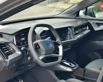 купить новое авто Ауди Q4 e-tron 2025 года от официального дилера Олег Львів Ауди фото