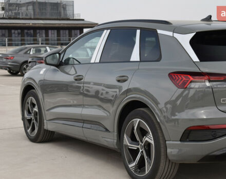 купить новое авто Ауди Q4 e-tron 2025 года от официального дилера Aleksei Ауди фото