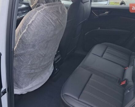 купить новое авто Ауди Q4 e-tron 2025 года от официального дилера Макс Ауди фото