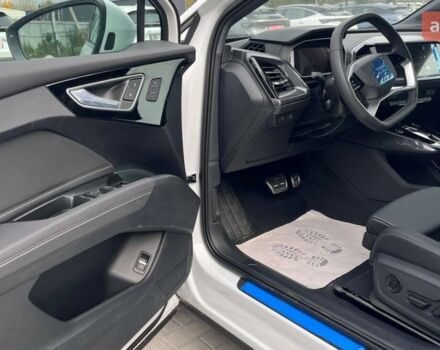 купить новое авто Ауди Q4 e-tron 2025 года от официального дилера AUTOCENTER AUTO.RIA Ауди фото