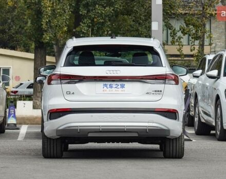 купить новое авто Ауди Q4 e-tron 2025 года от официального дилера Вадим Ауди фото