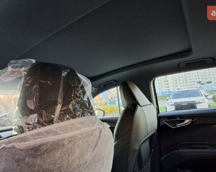 купить новое авто Ауди Q4 e-tron 2025 года от официального дилера E-SKM Позняки Ауди фото