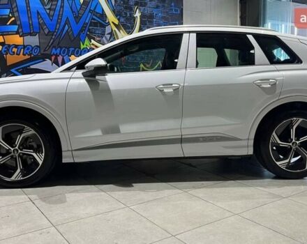 купить новое авто Ауди Q4 e-tron 2025 года от официального дилера ELECTRO-MOTORS KROPYVNYTSKYI Ауди фото