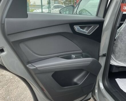 купити нове авто Ауді Q4 e-tron 2025 року від офіційного дилера Максим Путрівка Ауді фото