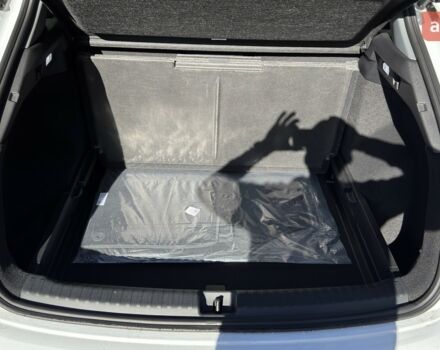 купить новое авто Ауди Q4 e-tron 2025 года от официального дилера E-SKM ZOO Ауди фото