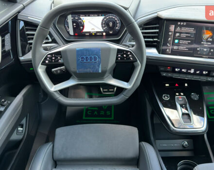 купить новое авто Ауди Q4 e-tron 2025 года от официального дилера Володимир Олександрович Ауди фото