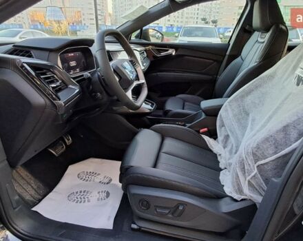 купить новое авто Ауди Q4 e-tron 2025 года от официального дилера E-SKM Позняки Ауди фото