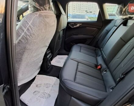 купить новое авто Ауди Q4 e-tron 2025 года от официального дилера E-SKM Позняки Ауди фото