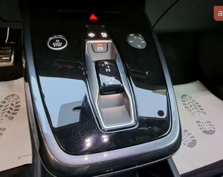 купить новое авто Ауди Q4 e-tron 2025 года от официального дилера E-SKM Позняки Ауди фото