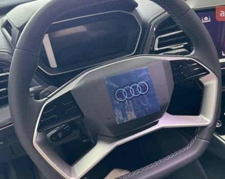 купить новое авто Ауди Q4 e-tron 2025 года от официального дилера E-SKM ZOO Ауди фото
