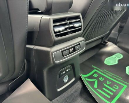 Ауди Q4 e-tron, объемом двигателя 0 л и пробегом 1 тыс. км за 31999 $, фото 28 на Automoto.ua