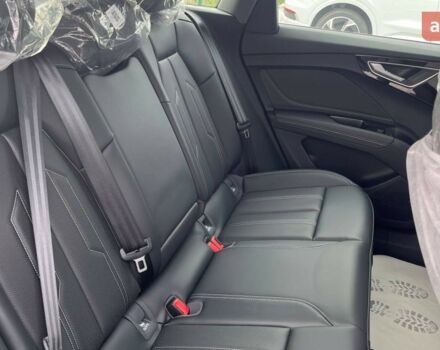 купити нове авто Ауді Q4 e-tron 2025 року від офіційного дилера AUTOCENTER AUTO.RIA Ауді фото