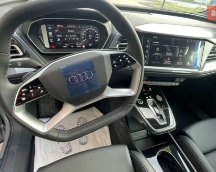 купить новое авто Ауди Q4 e-tron 2025 года от официального дилера E-SKM Позняки Ауди фото