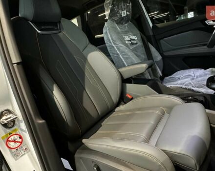 купить новое авто Ауди Q4 e-tron 2025 года от официального дилера Олег Львів Ауди фото
