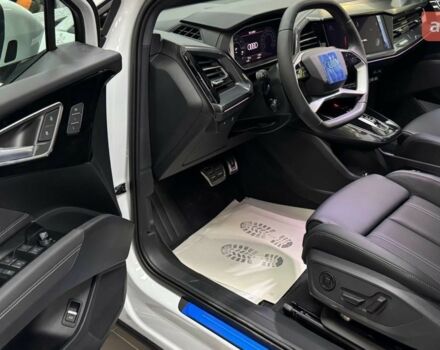 купить новое авто Ауди Q4 e-tron 2025 года от официального дилера Олег Львів Ауди фото