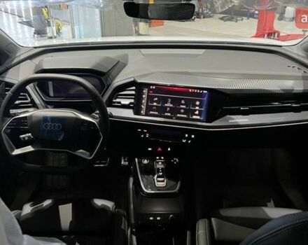 купить новое авто Ауди Q4 e-tron 2025 года от официального дилера ELECTRO-MOTORS KROPYVNYTSKYI Ауди фото