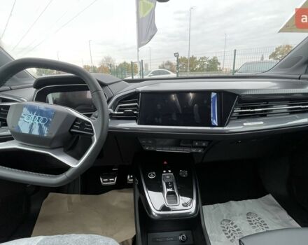 купить новое авто Ауди Q4 e-tron 2025 года от официального дилера Максим Путрівка Ауди фото