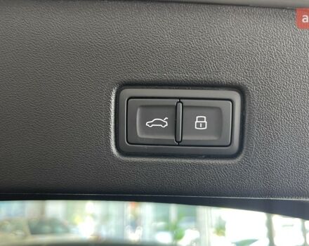 купить новое авто Ауди Q4 e-tron 2025 года от официального дилера VOLT AUTO Ауди фото