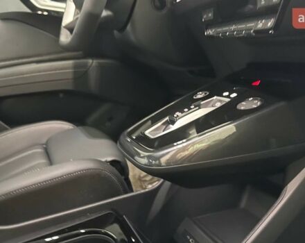 купить новое авто Ауди Q4 e-tron 2025 года от официального дилера E-SKM Кропивницький Ауди фото