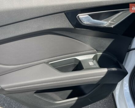 купить новое авто Ауди Q4 e-tron 2025 года от официального дилера VOLT AUTO Ауди фото