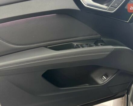 купить новое авто Ауди Q4 e-tron 2025 года от официального дилера E-SKM Житомир Ауди фото