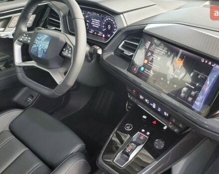 купить новое авто Ауди Q4 e-tron 2025 года от официального дилера E-SKM Черкаси Ауди фото