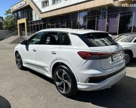 Ауди Q4 e-tron, объемом двигателя 0 л и пробегом 1 тыс. км за 32399 $, фото 2 на Automoto.ua